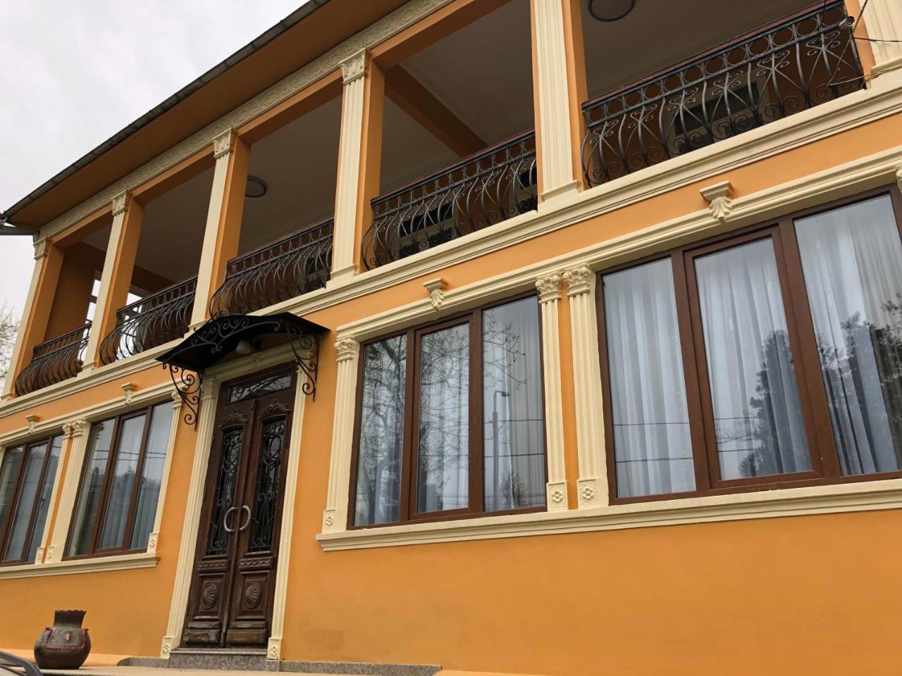 Temo Guest House 10 Batumi Exterior foto